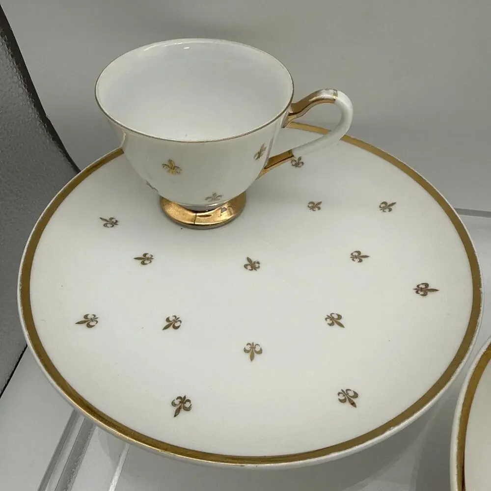 Set Of 7 (50-60's) Fleur de Lis Snack Set Gold & White -Plates & Tea/Coffee Cups